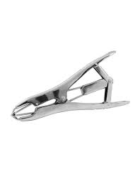 Metal castration ring applicator